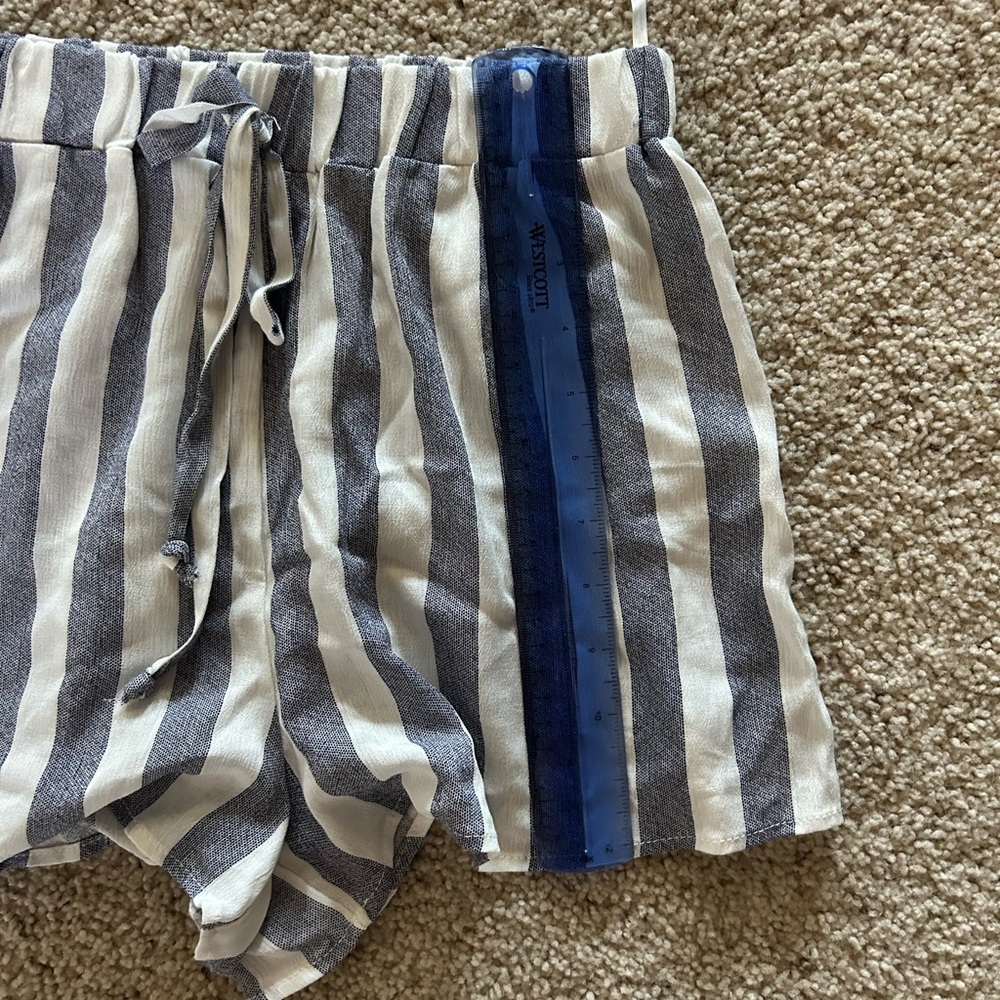 Cute Summer Set! - Picture 4 of 7